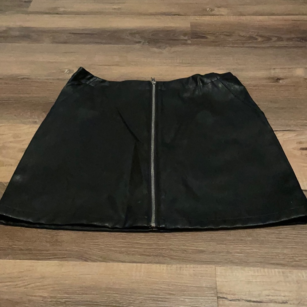 COMME USA  leather skirt